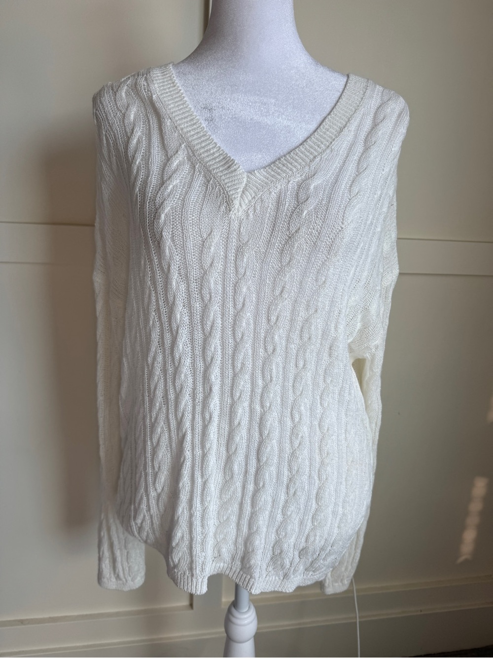 Massimo Dutti Ivory Cable V-Neck Sweater